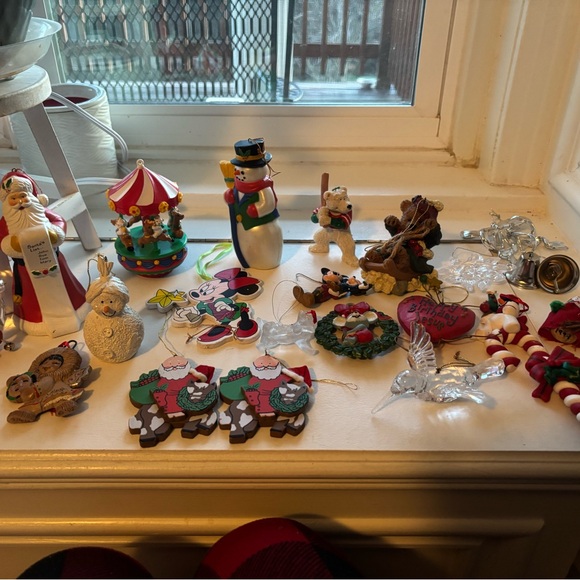 Vintage Other - LOT OF 20 VINTAGE CHRISTMAS ORNAMENTS!
Festive Christmas Ornaments Collection